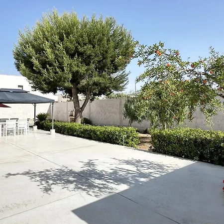 Granada Villa